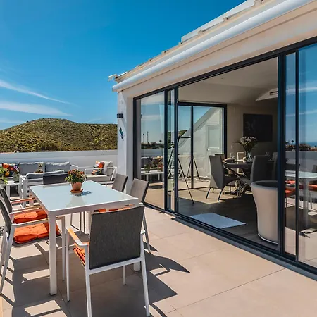 Luxury Penthouse Pedro - The View Appartement