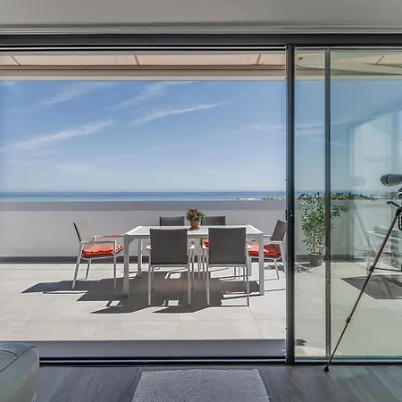 Luxury Penthouse Pedro - The View Apartment *